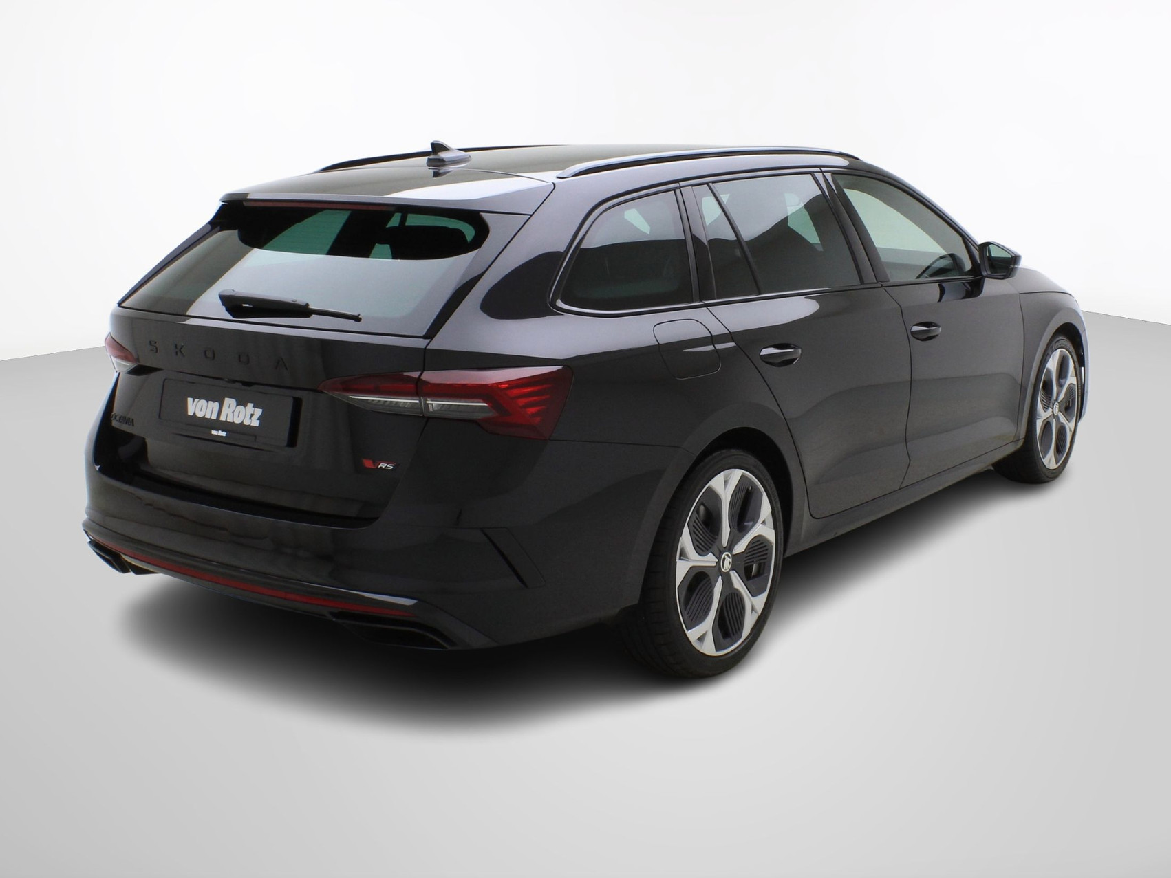 SKODA Octavia Combi 2.0 TSI DSG RS