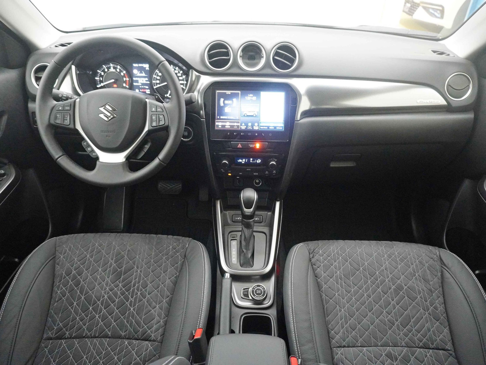 SUZUKI Vitara 1.4 T Compact Top Hybrid 4×4