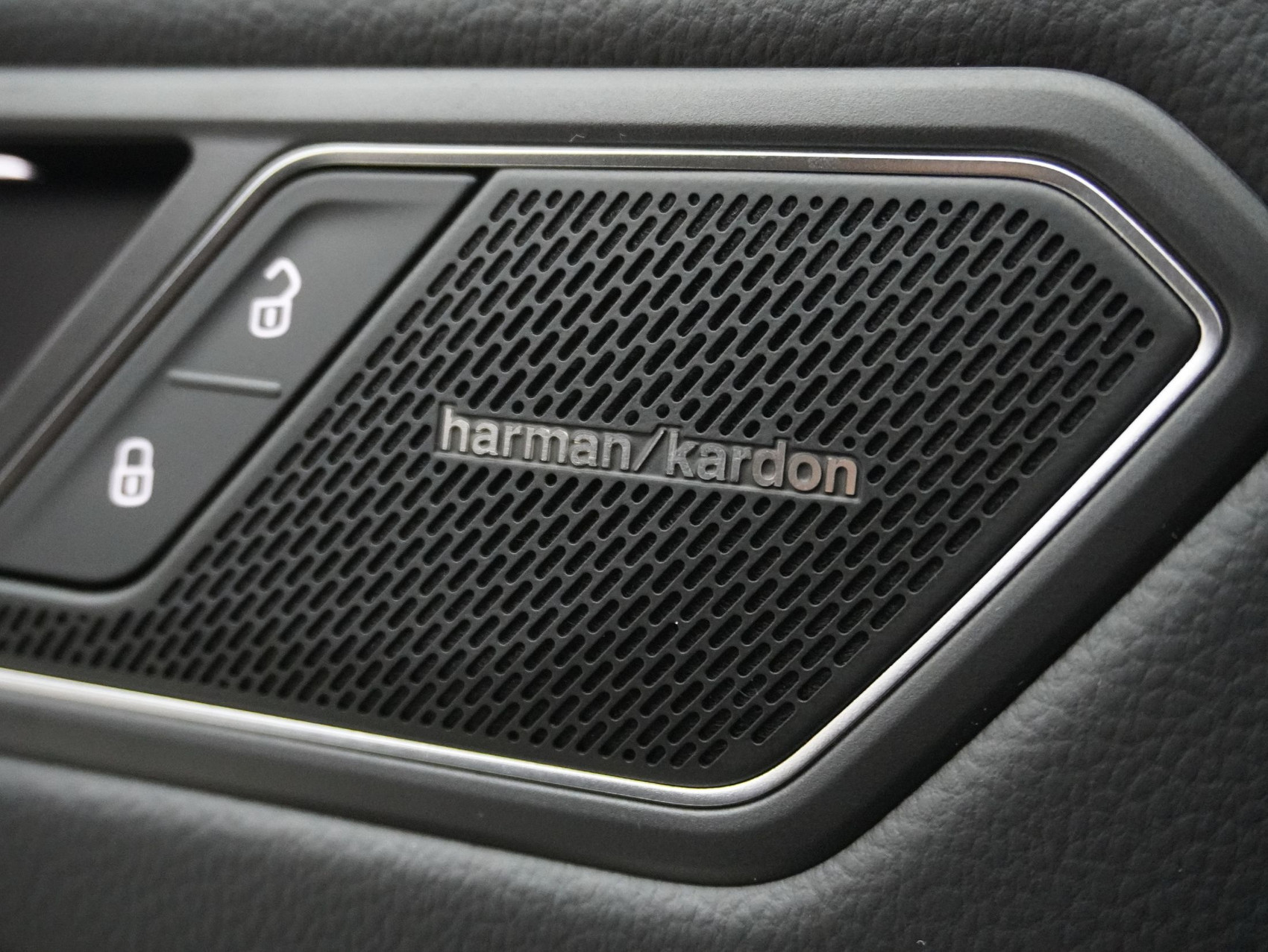 VW Tiguan Allspace 2.0 TSI DSG R-Line Black Style 4Motion