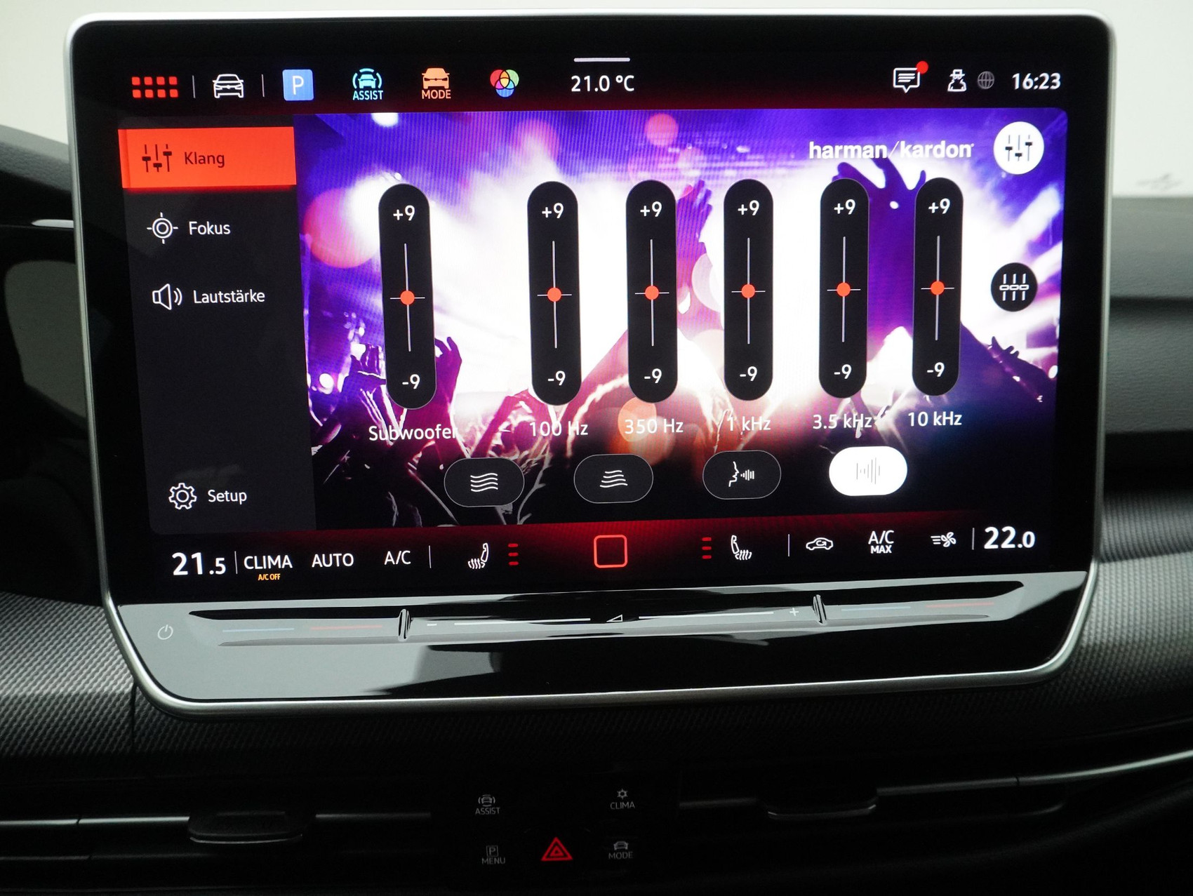 VW Golf 8.5 2.0 TSI DSG GTI Black Style (2025) ** Anhängerkupplung / Harman/Kardon / Panoramadach**