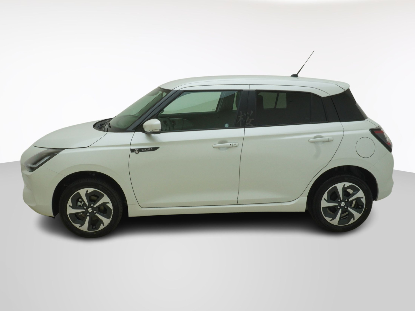 SUZUKI Swift 1.2 Sakura Top Hybrid 4×4