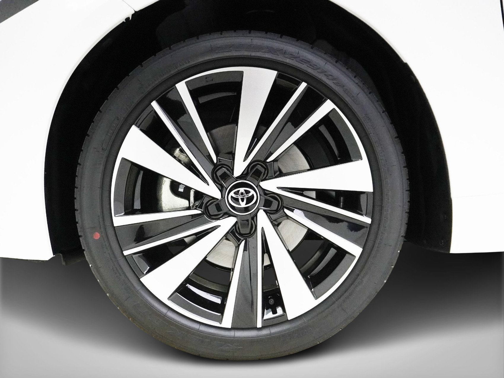 TOYOTA Corolla 2.0 HSD Trend ** Trend Plus **