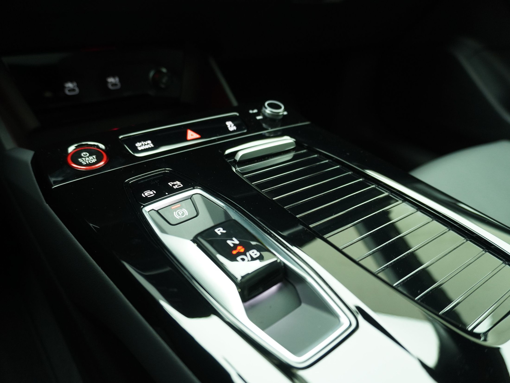 AUDI S6 e-tron Avant quattro **Audi Werksgarantie bis 10/2030**