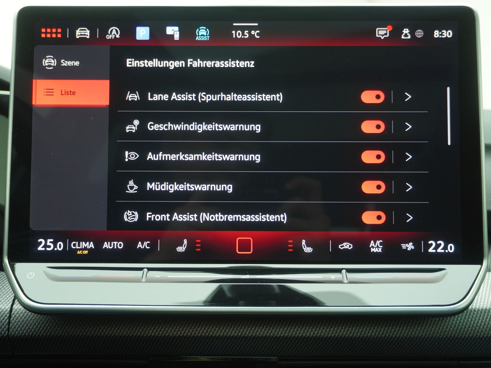 VW Golf 8.5 Variant 2.0 TSI DSG R-Performance 4Motion (2025)