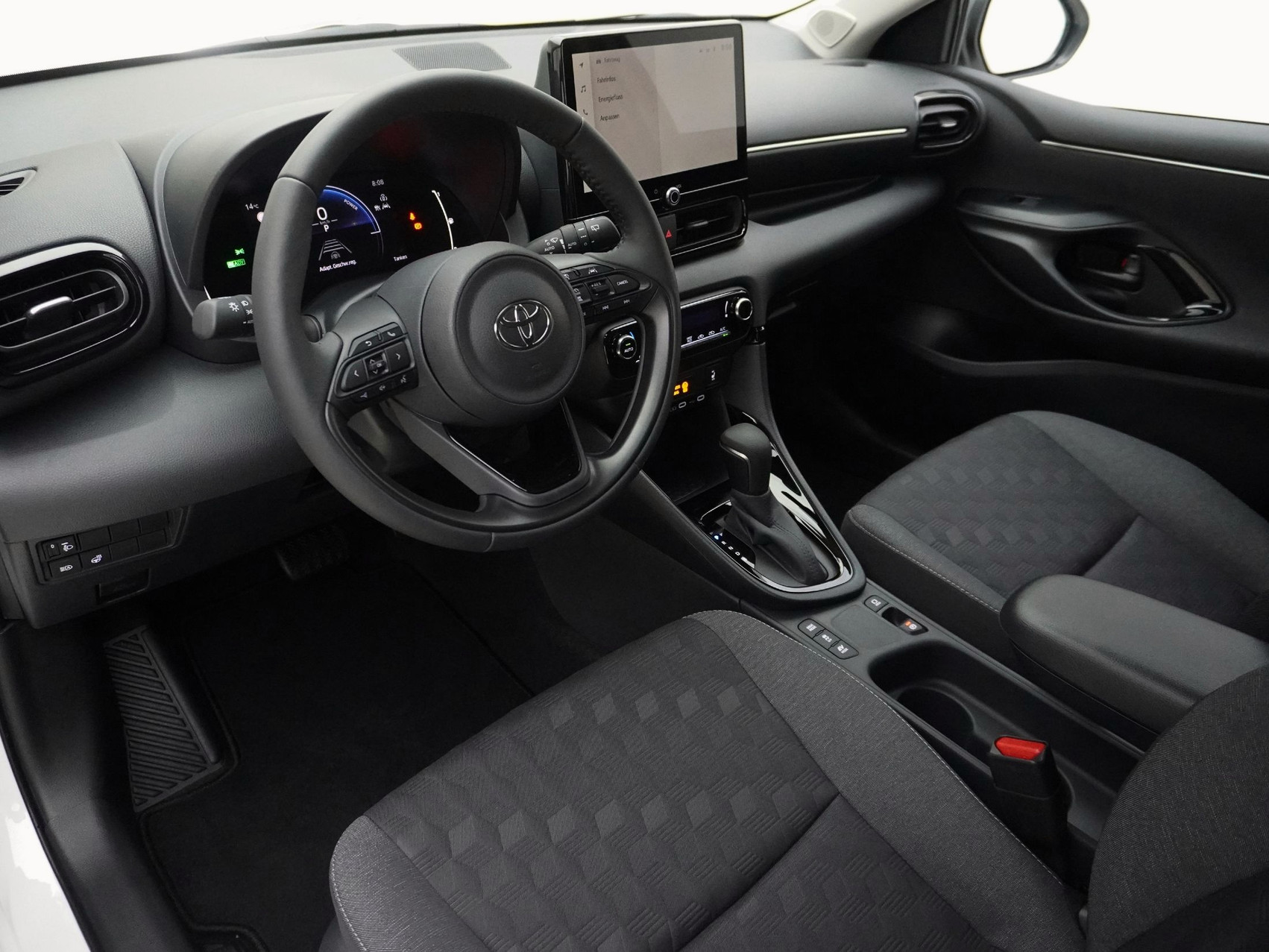 TOYOTA Yaris 1.5 VVT-i HSD Trend ** mit Lenkradheizung **