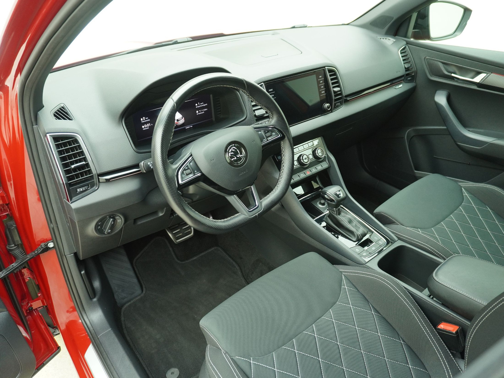 SKODA Karoq 2.0 TSI DSG Sport Line 4×4