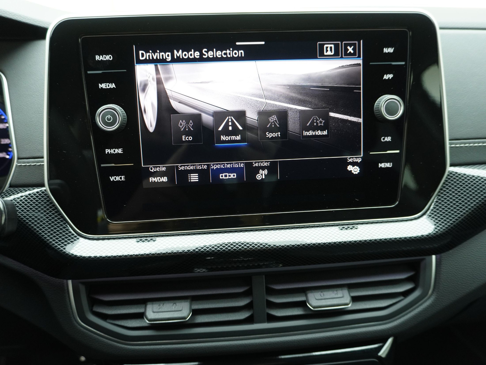 VW T-Cross 1.5 TSI DSG R-Line