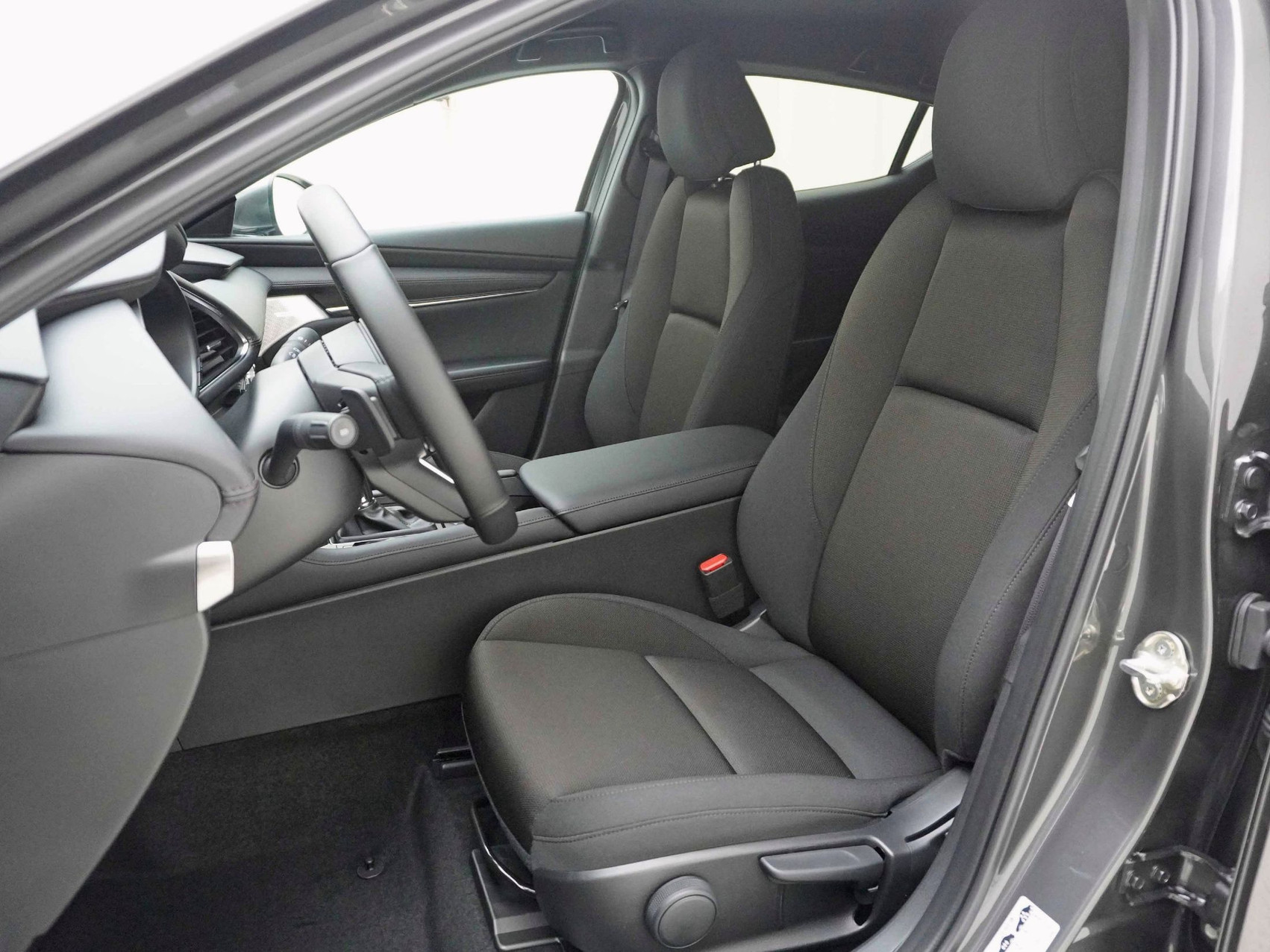 MAZDA 3 Hatchback 2.0 186 Exclusive-Line