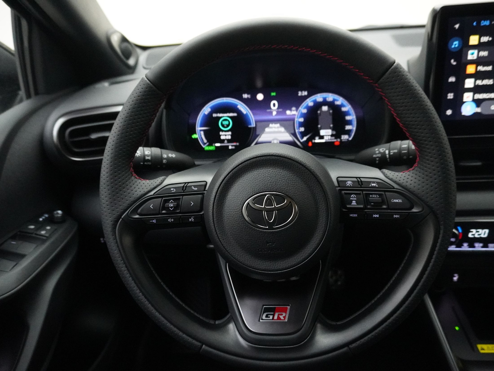 TOYOTA Yaris 1.5 VVT-i HSD GR Sport ** mit Head-Up **