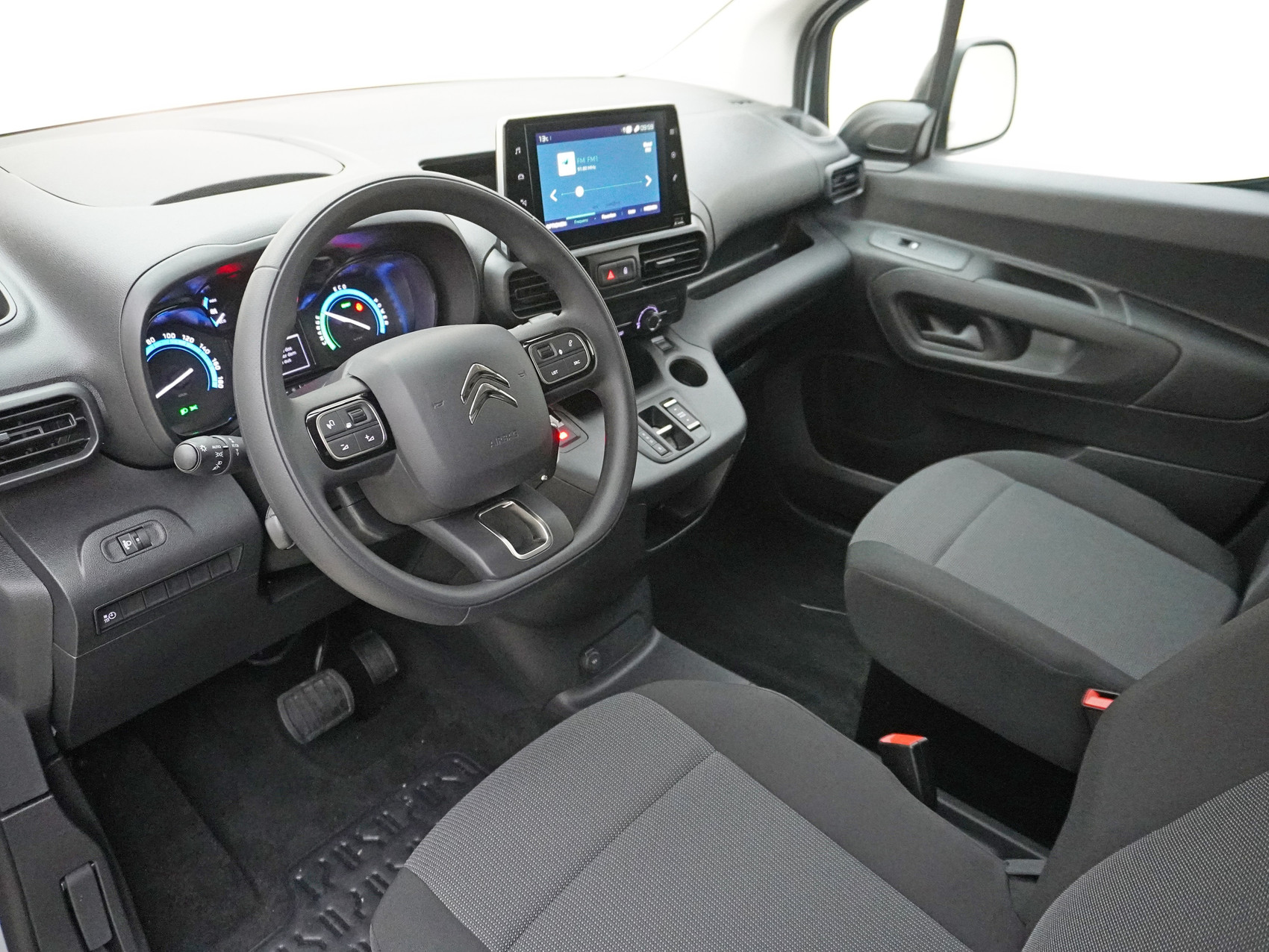 CITROËN ë-Berlingo M erhöhte Nutzlast 50kWh Swiss Edition ***Inklusive Navigation***