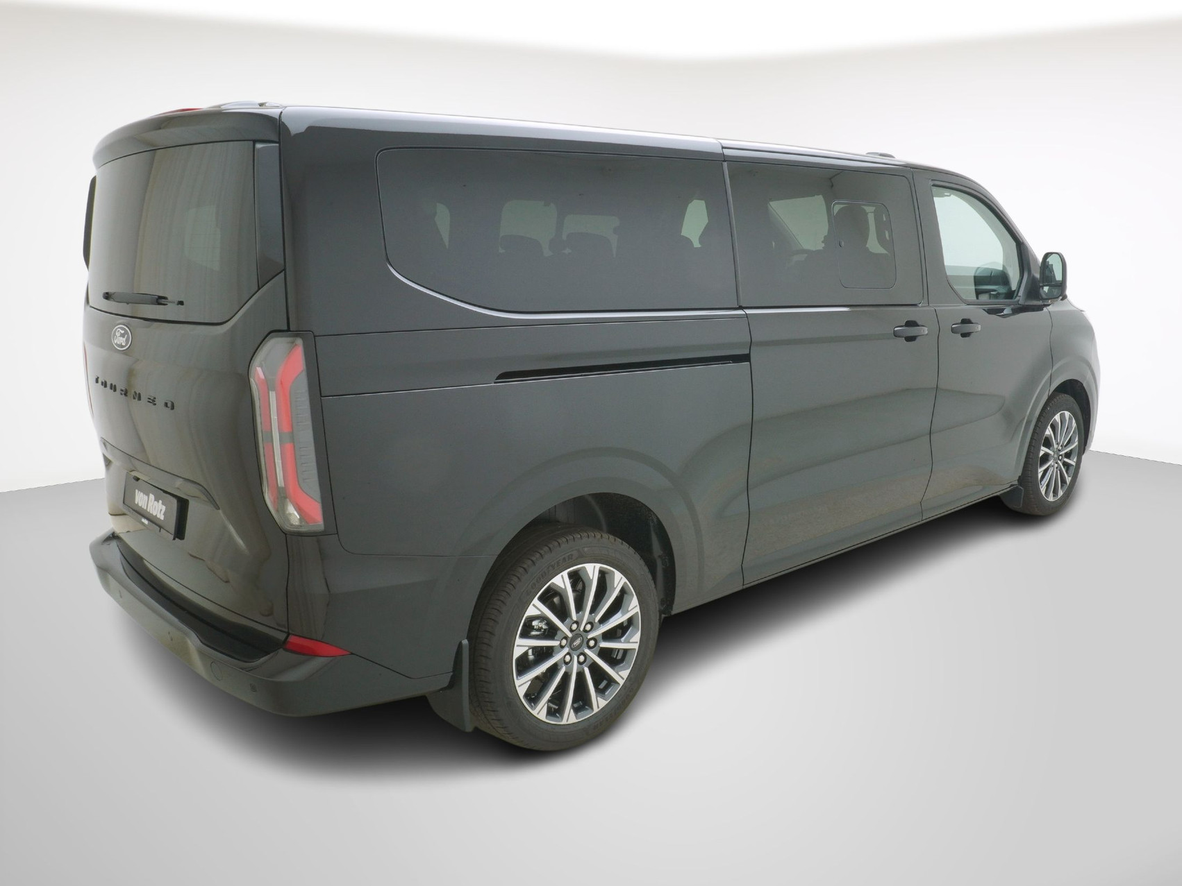 FORD Tourneo Custom 320 L2 2.0 TDCI Titanium X
