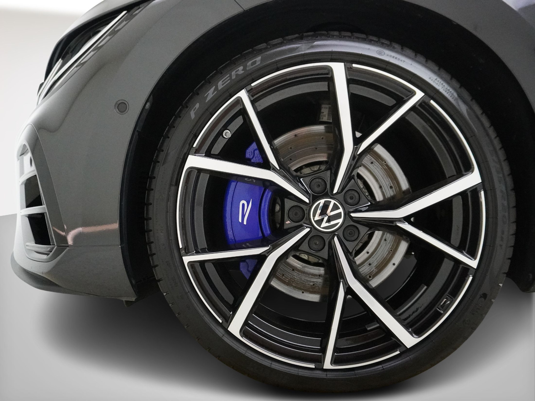 VW Arteon Shooting Brake 2.0 TSI R DSG 4Motion