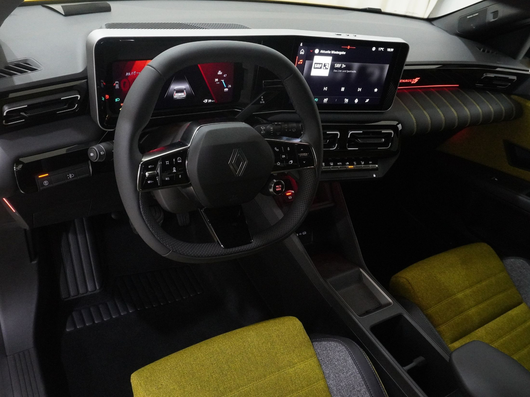 RENAULT R5 E-Tech Comfort Range iconic