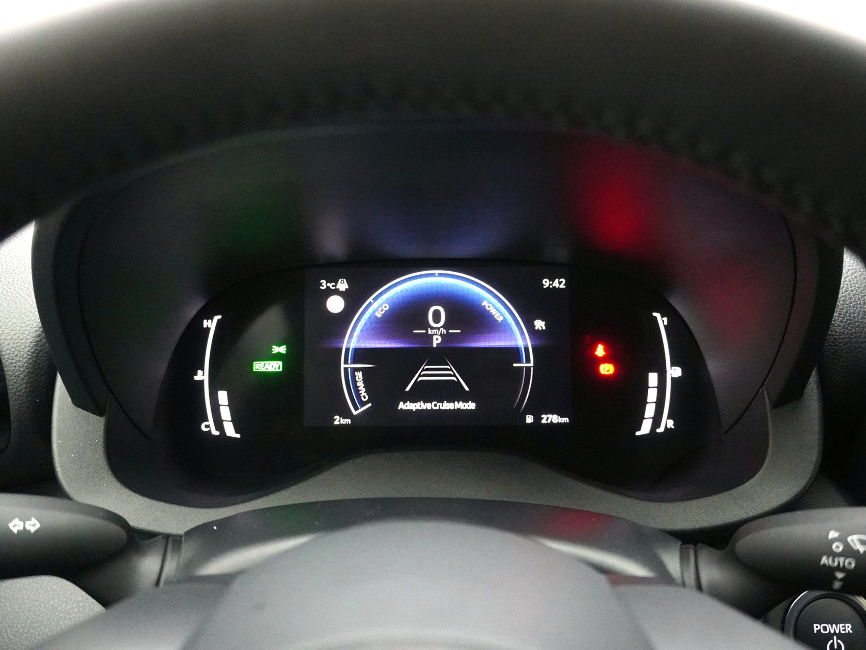 TOYOTA Yaris Cross 1.5 VVT-i HSD Trend AWD-i ** 4×4 ** inkl. 8-Fachbereifung **