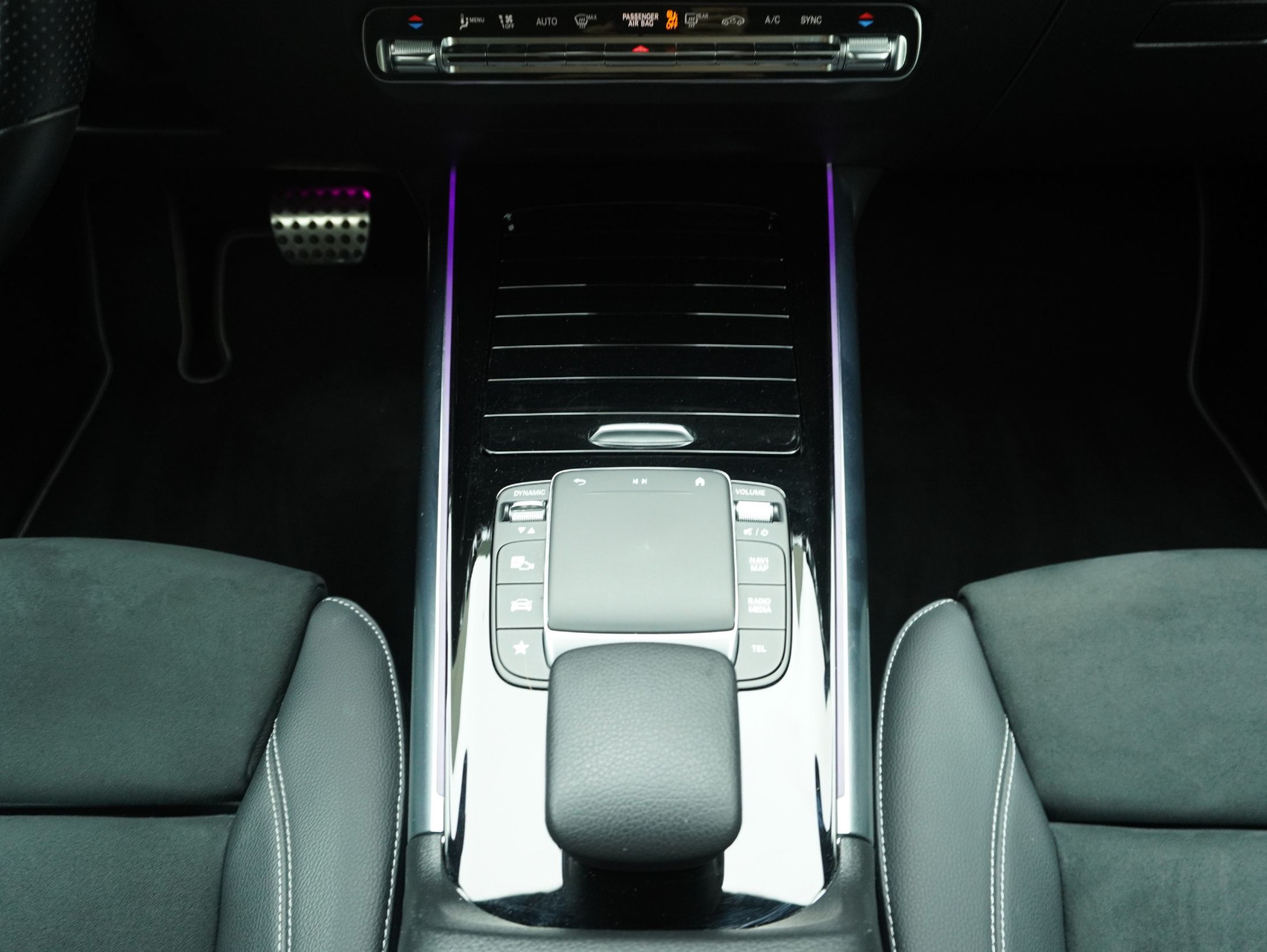 MERCEDES-BENZ B-Klasse B 250 AMG Line 4matic