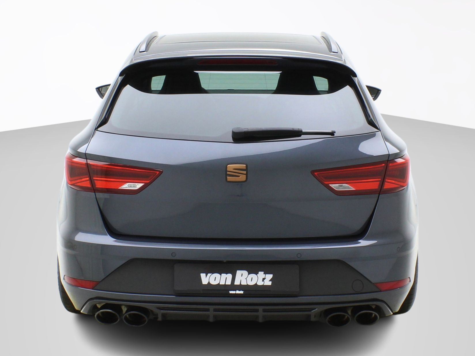 SEAT Leon ST 2.0 TSI DSG Cupra 4Drive