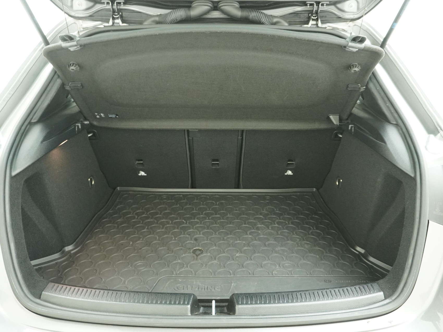 MERCEDES-BENZ A-Klasse A 250 AMG Line