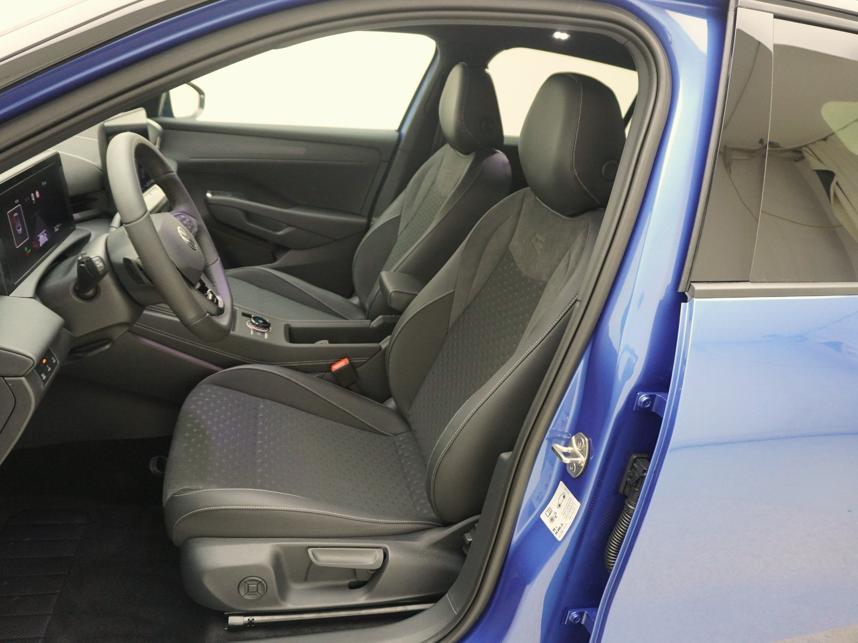 VW T-Roc 1.5 eTSI R-Line DSG