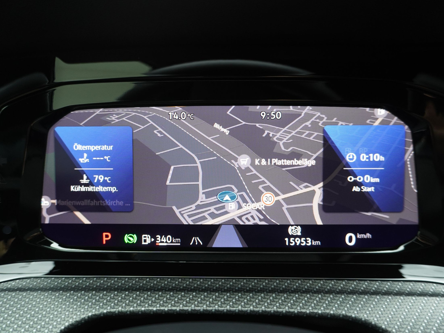 VW Golf 8 1.5 eTSI DSG R-Line