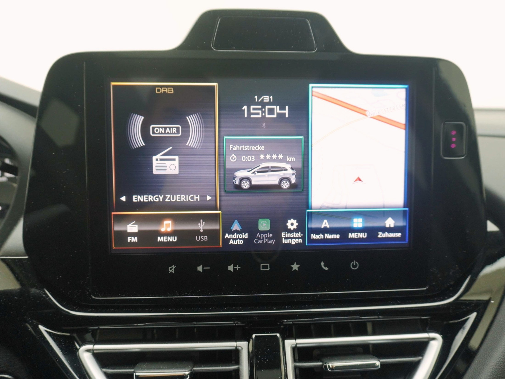 SUZUKI S-Cross 1.4 T Sakura Top Hybrid 4×4