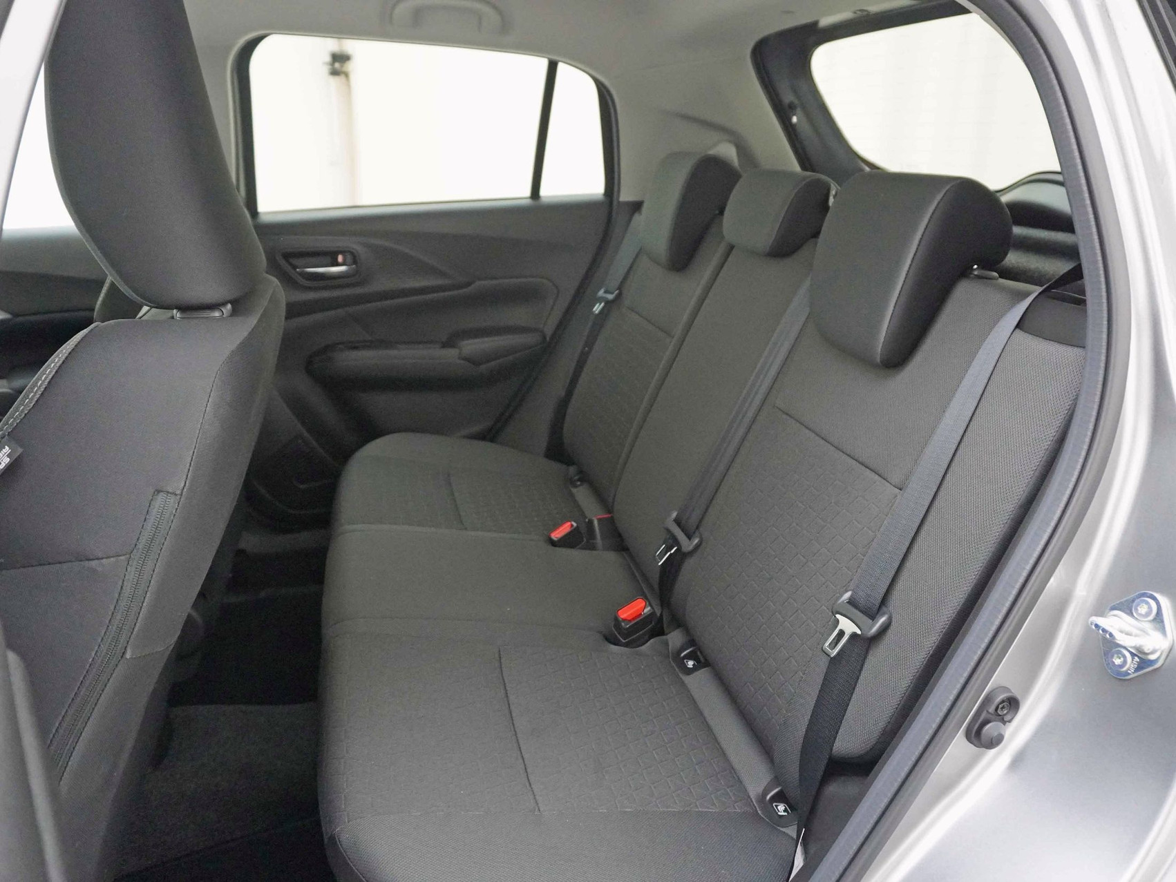 SUZUKI Swift 1.2 Sakura Top Hybrid 4×4