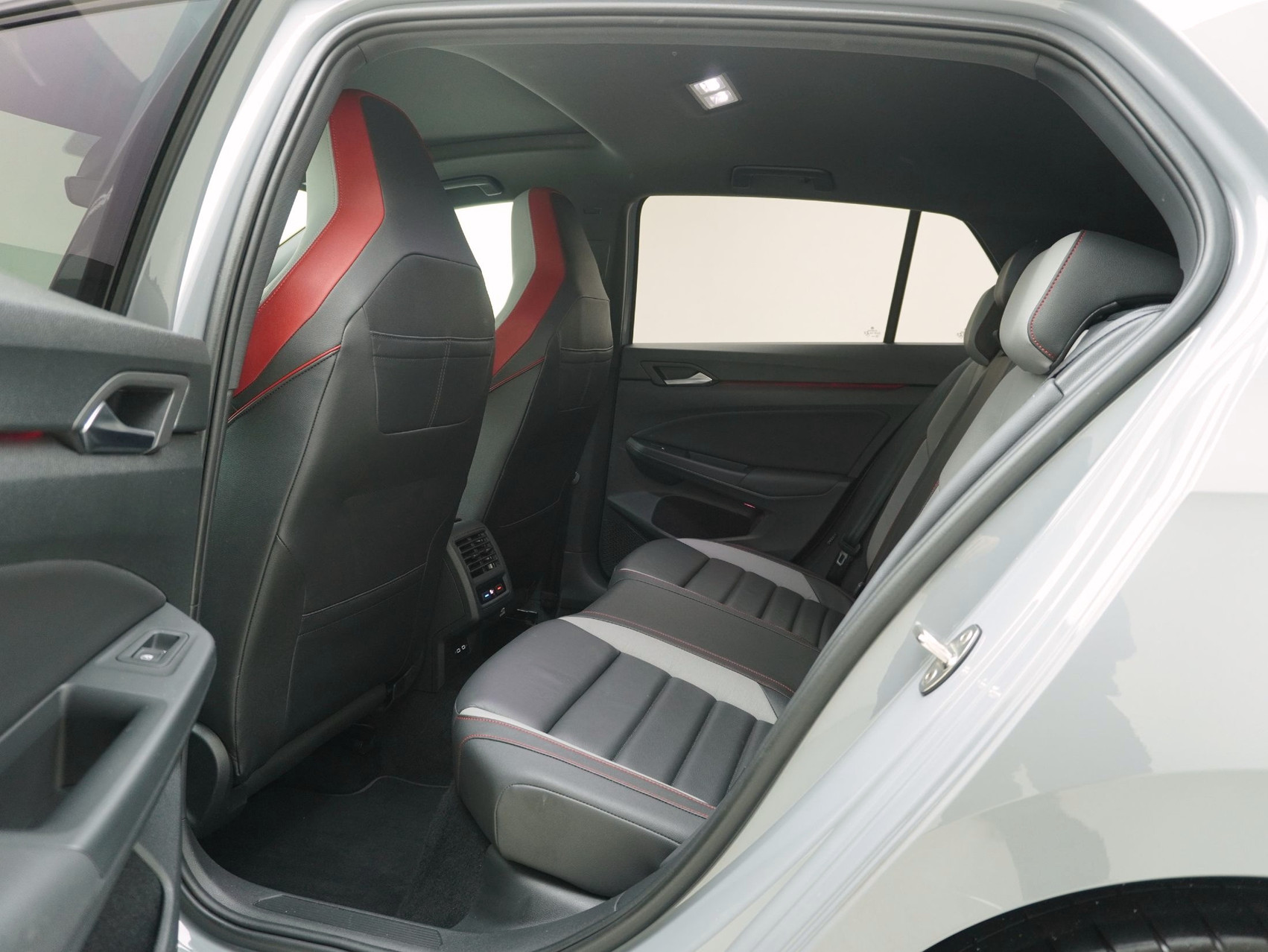 VW Golf 8 2.0 TSI DSG GTI