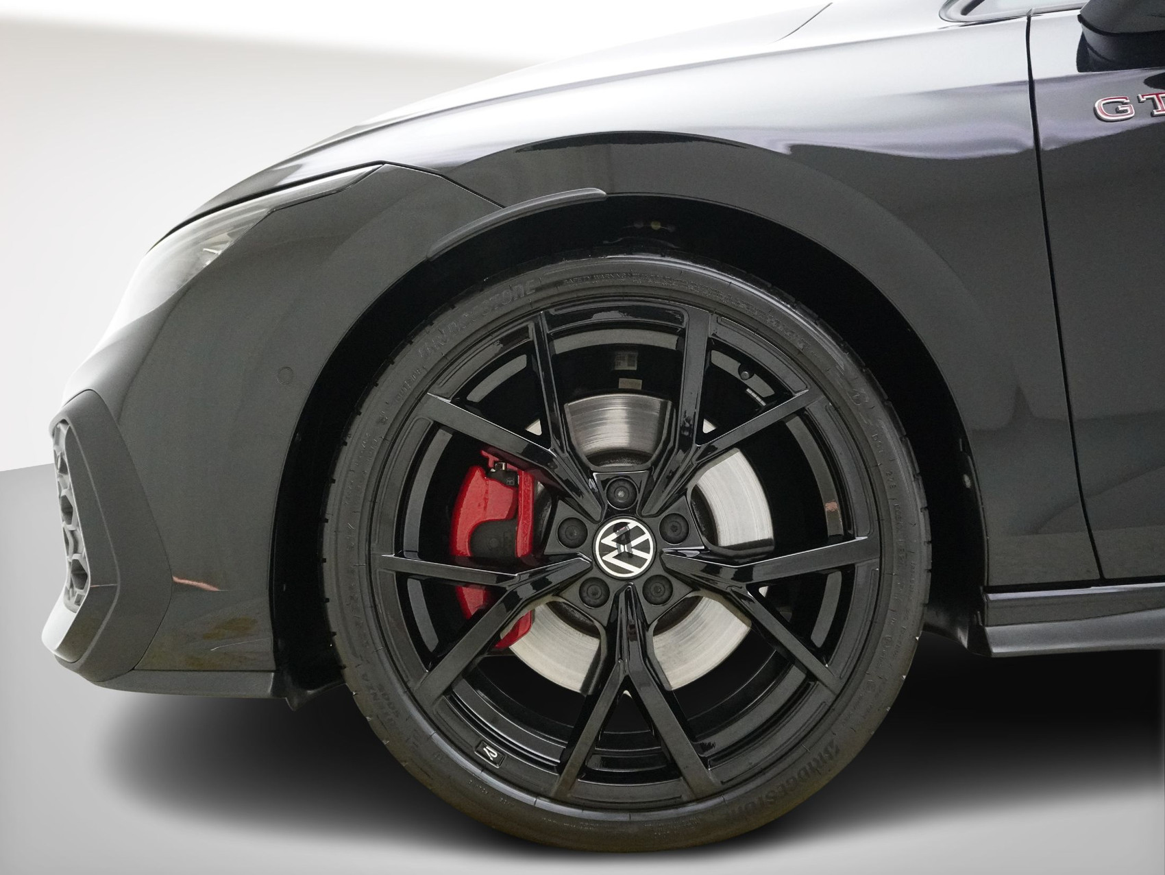 VW Golf 8.5 2.0 TSI DSG GTI Black Style (2025) ** Harman/Kardon / Head-Up / Panoramadach **