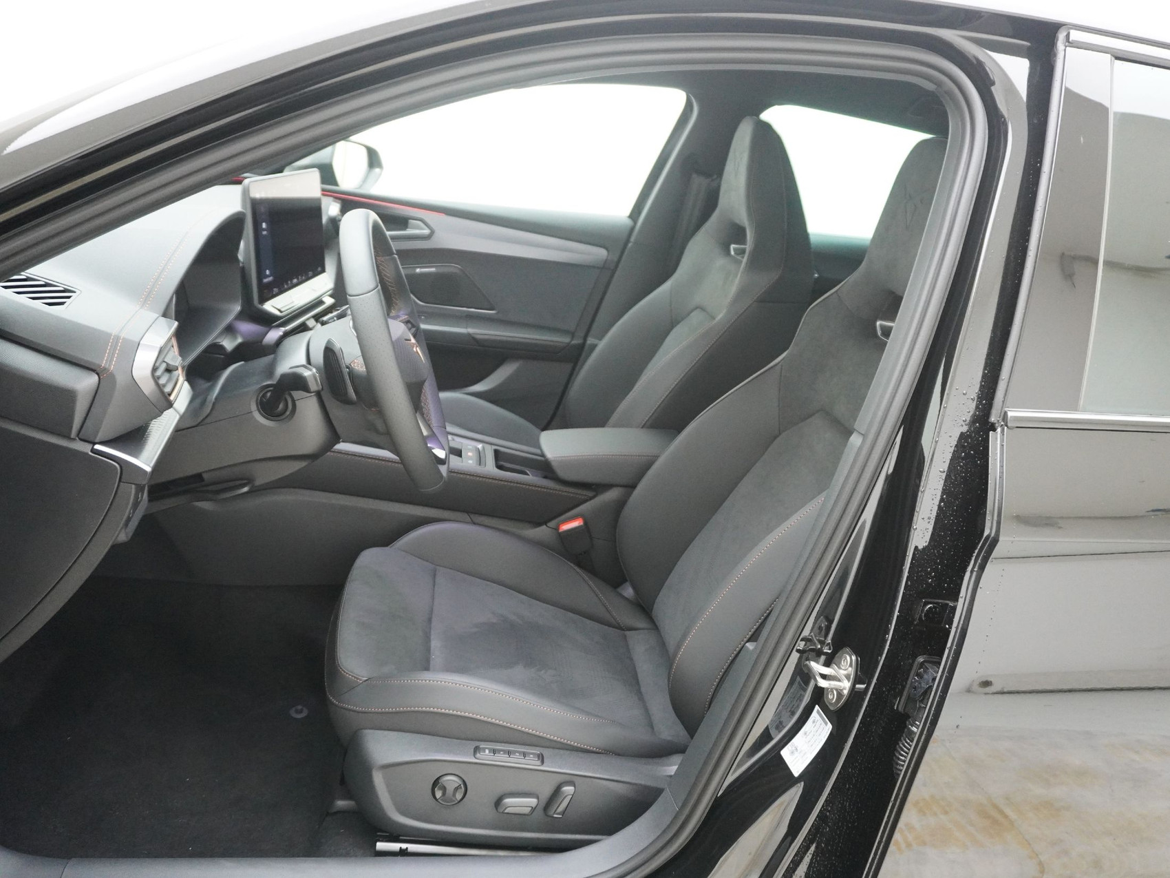 CUPRA Leon 1.5 eTSI DSG