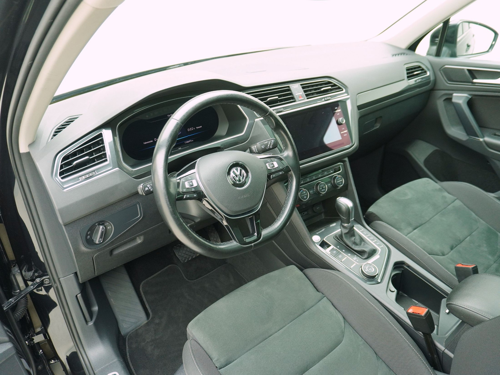 VW Tiguan 2.0 TSI DSG R-Line 4Motion