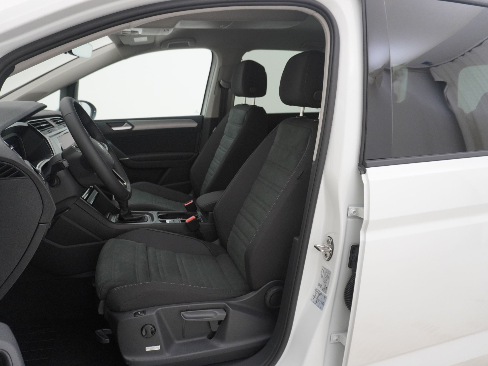 VW Touran 1.5 TSI R-Line DSG