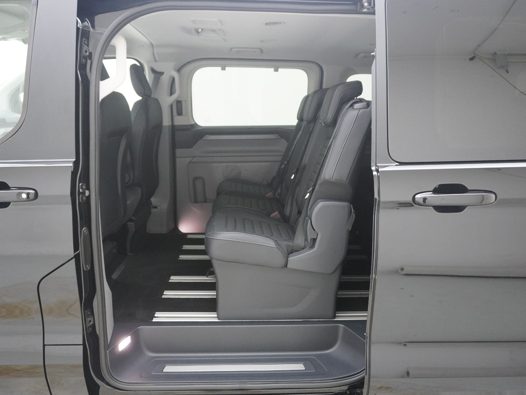 FORD Tourneo Custom 320 L2 2.0 TDCI 4×4 Titanium X