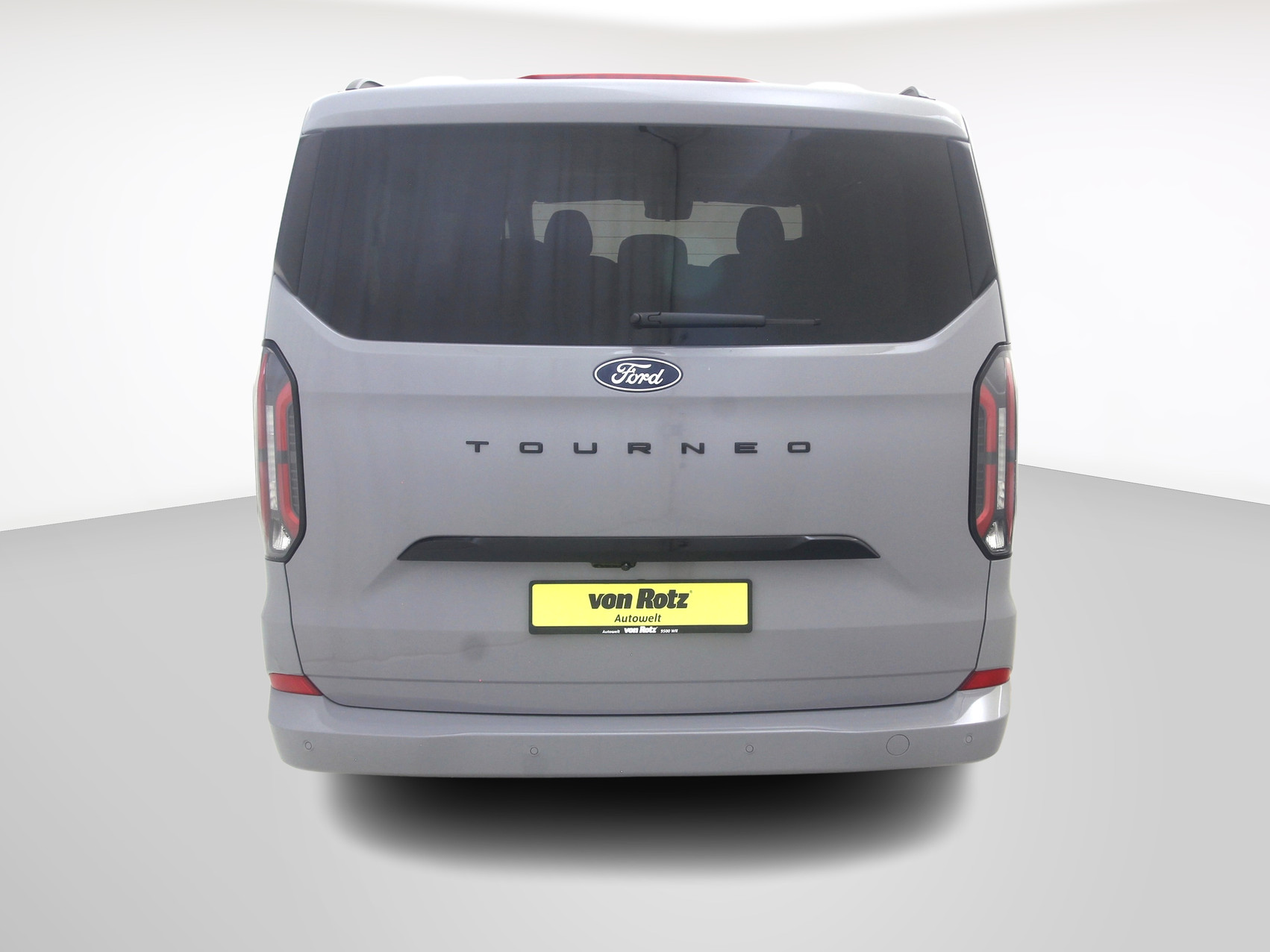 FORD Tourneo Custom 320 L1 2.0 TDCI Titanium X