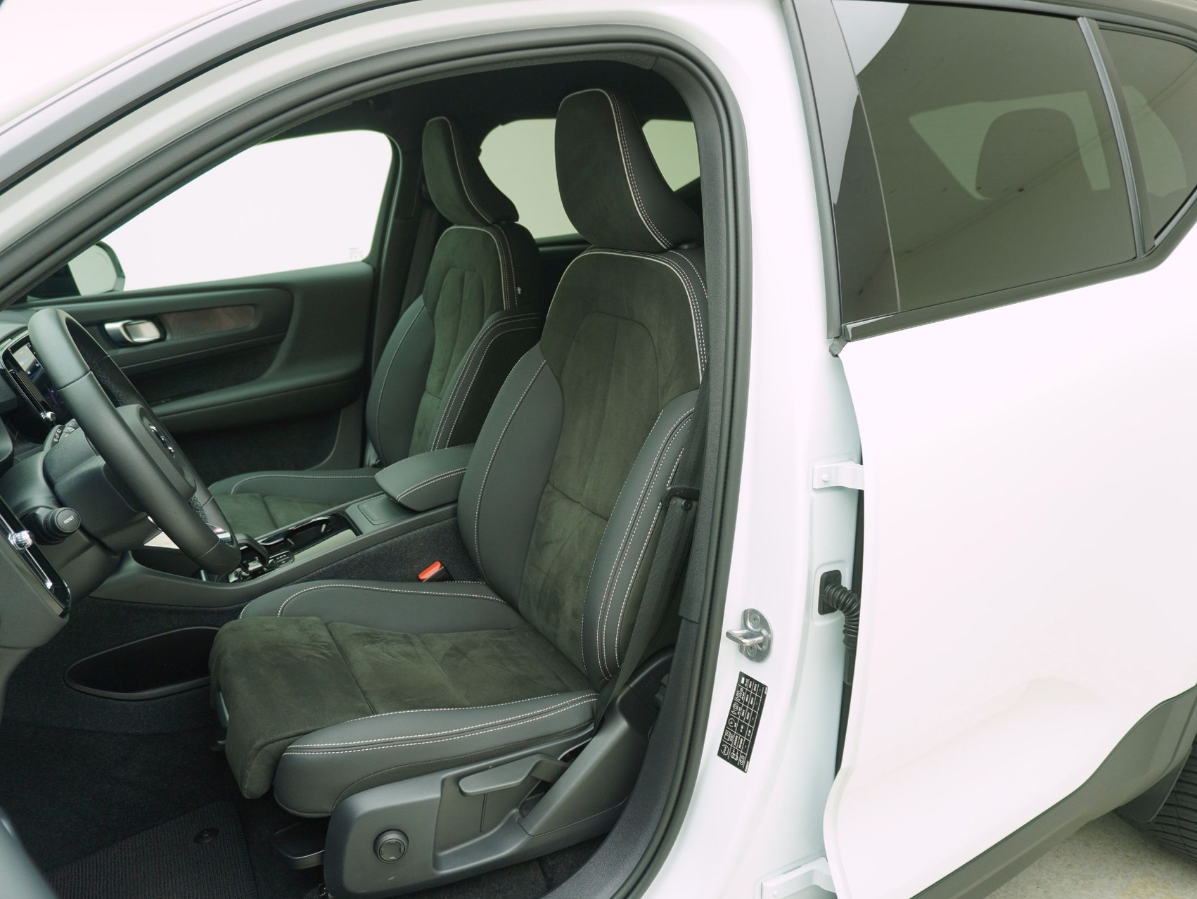 VOLVO XC40 E80 Twin Plus AWD