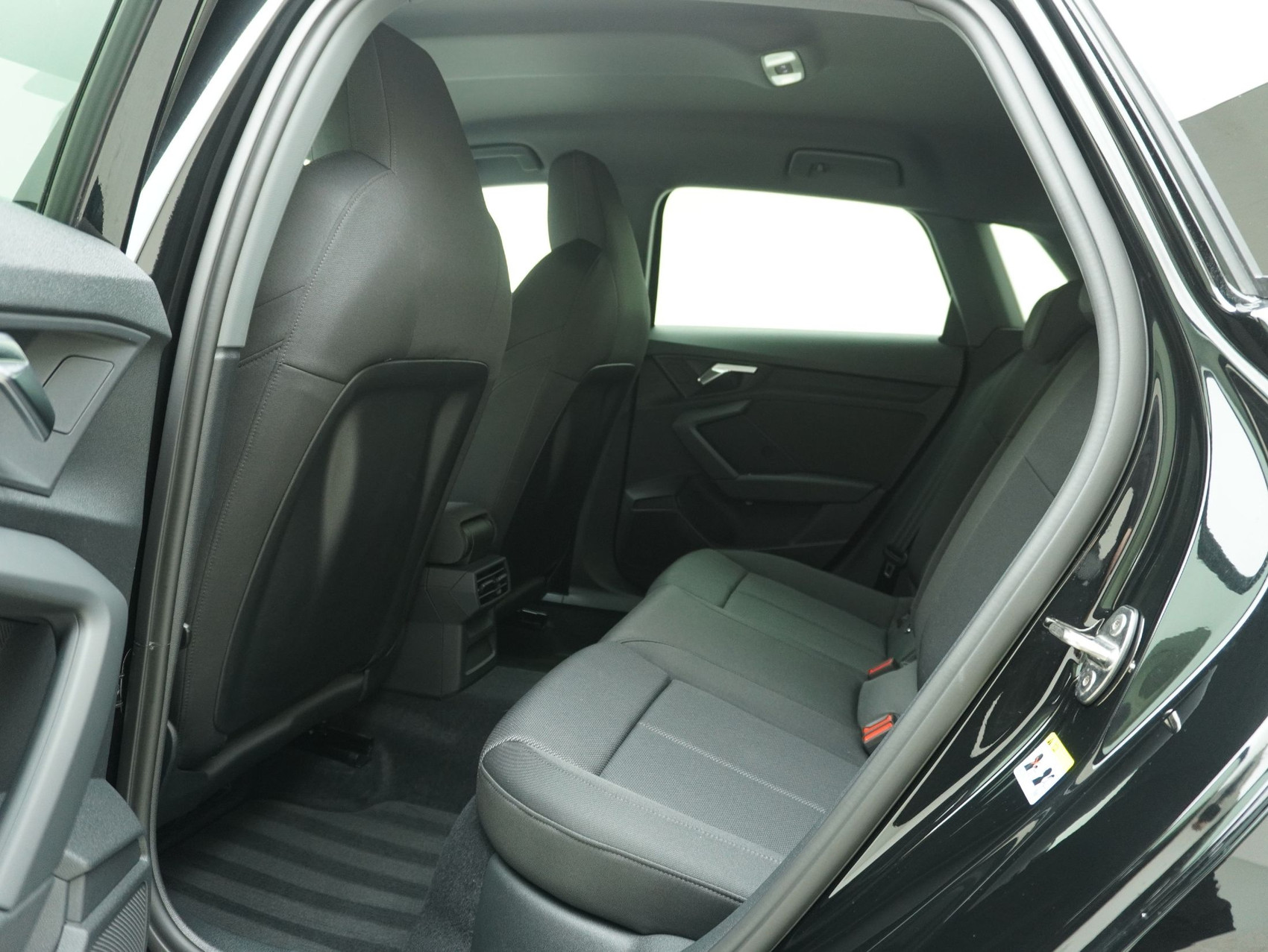 AUDI A3 Sportback 40 TFSI S line quattro S-Tronic **Audi Werksgarantie bis 09/2028**