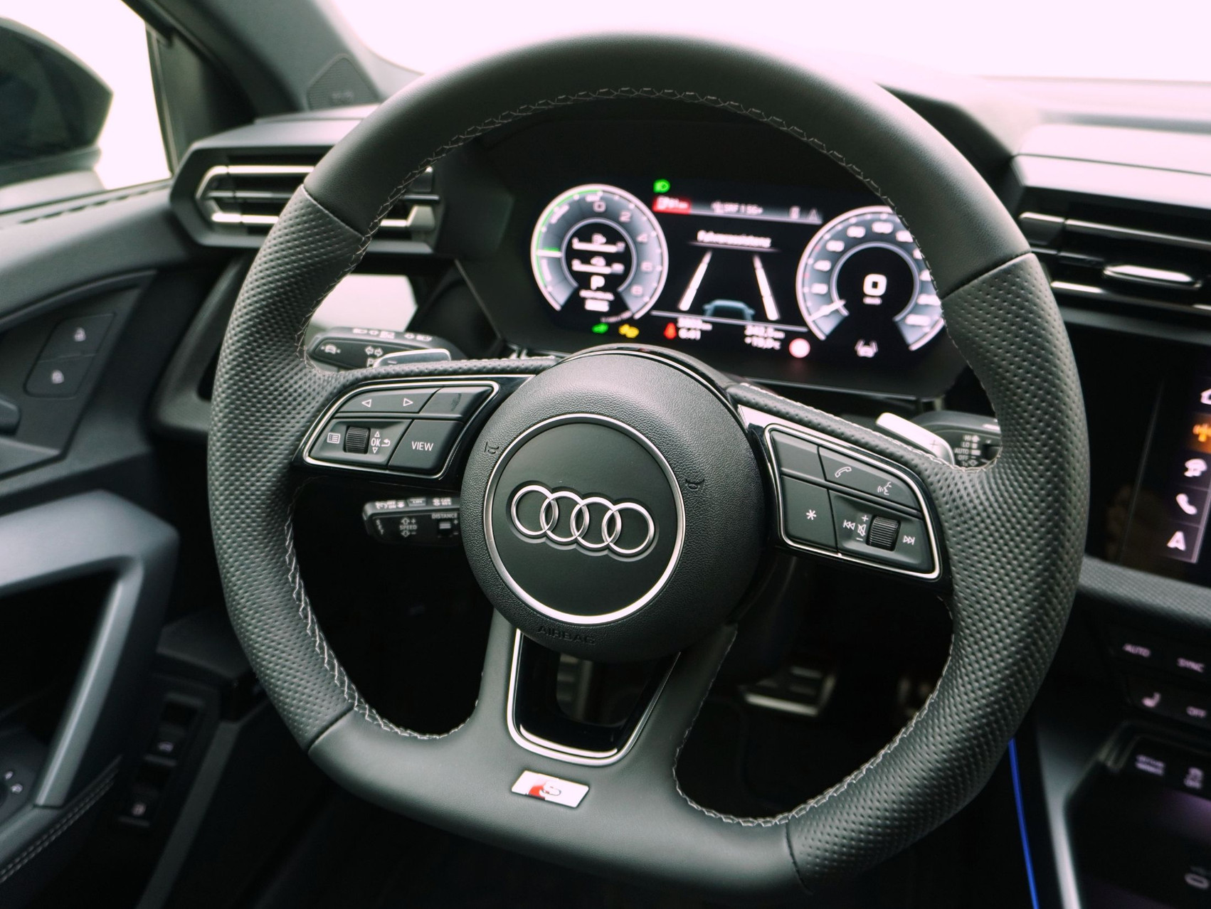 AUDI A3 Sportback 40 TFSI e S line S-Tronic **Audi Werksgarantie bis 05/2030**