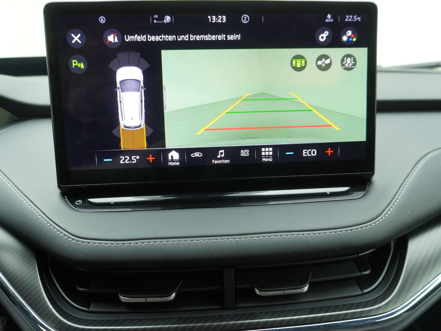 SKODA Enyaq iV 80x Sport Line