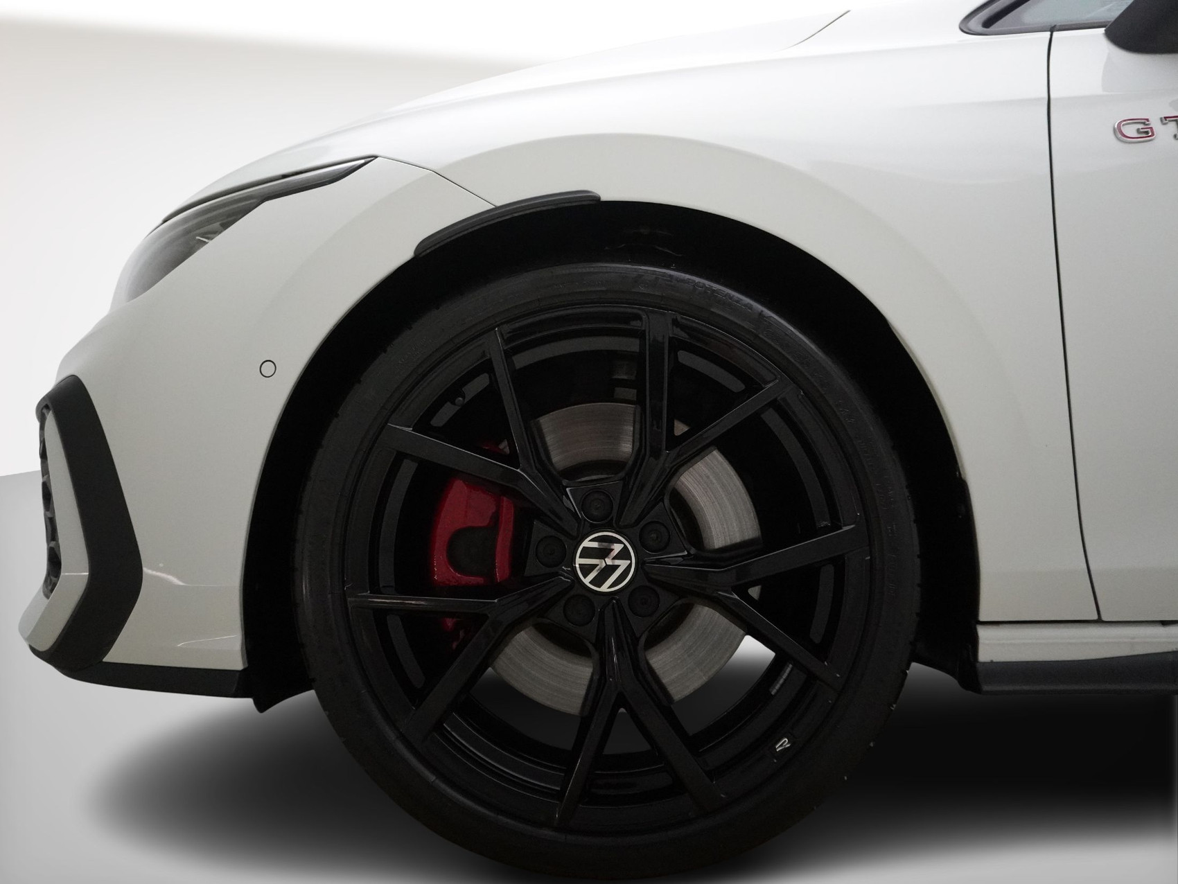 VW Golf 8.5 2.0 TSI DSG GTI Black Style (2025) ** Harman/Kardon / Head-Up / Panoramadach **