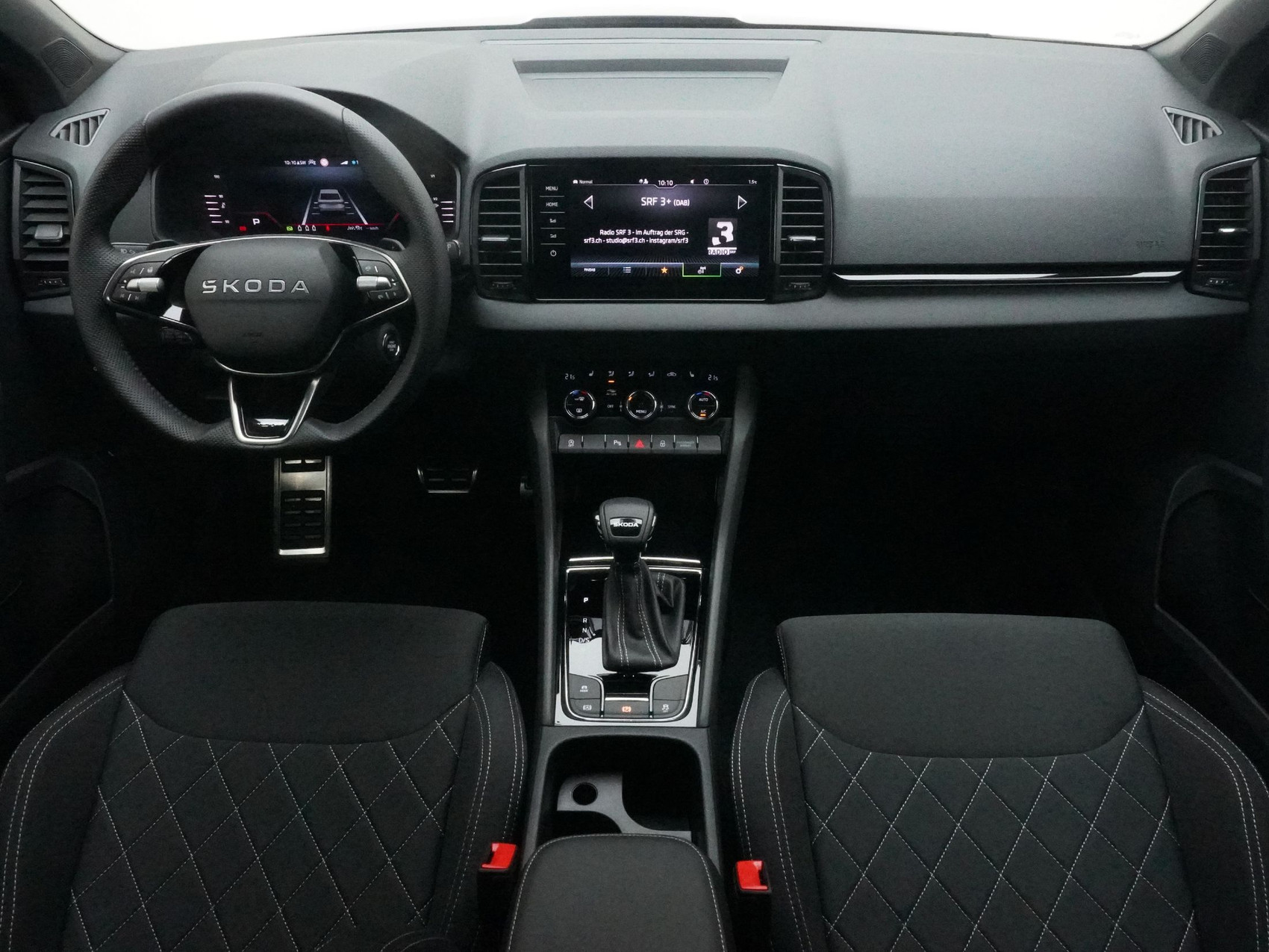 SKODA Karoq 1.5 TSI SportLine DSG