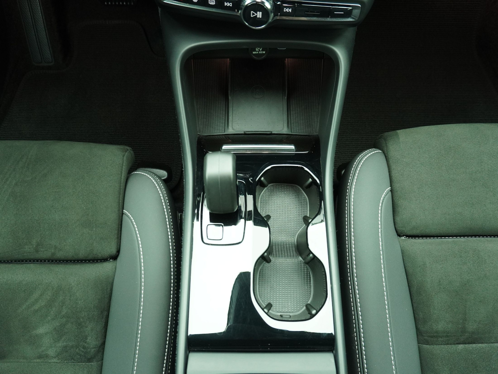 VOLVO XC40 E80 Twin Plus AWD