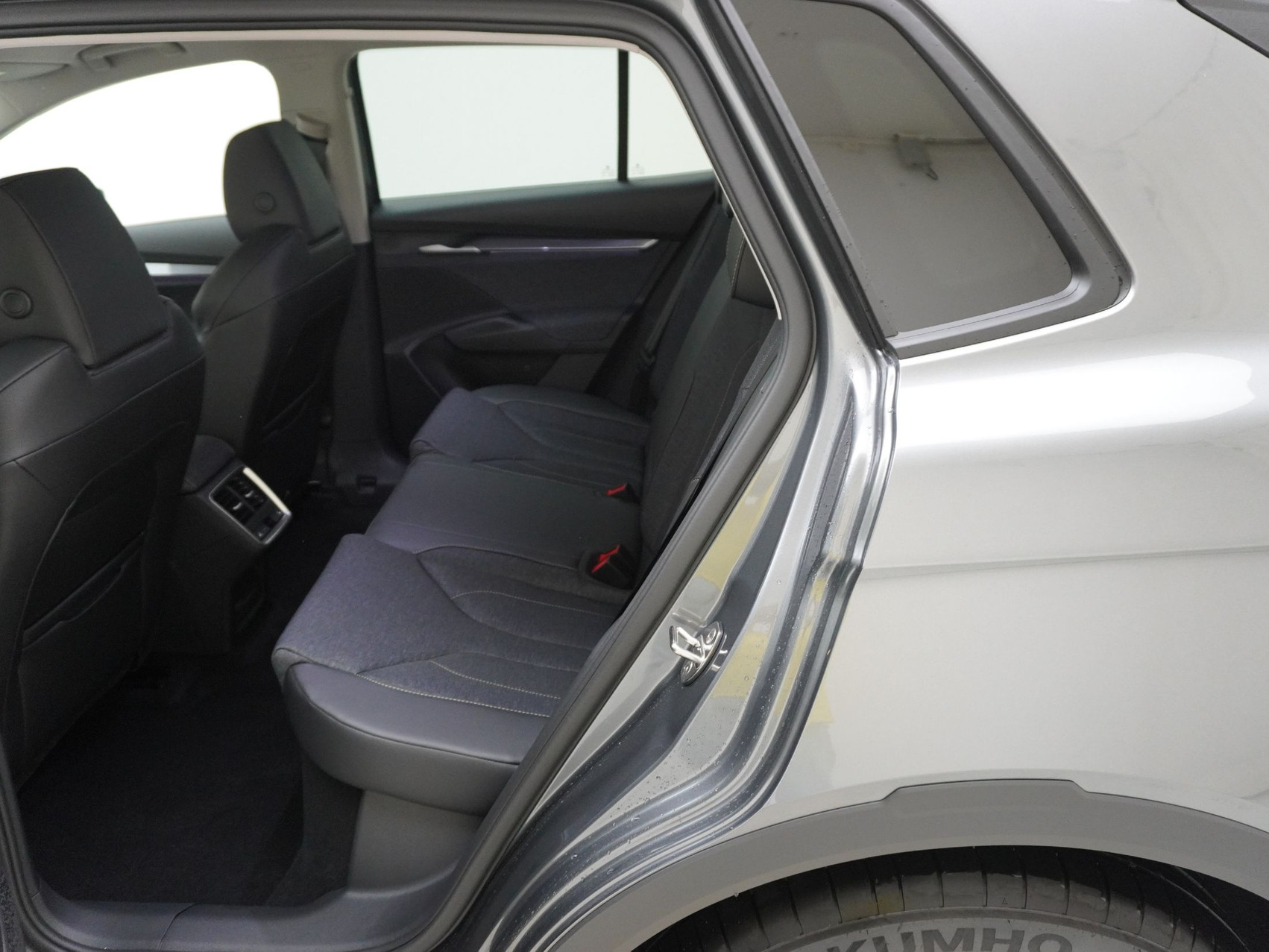 SKODA Elroq 85x Loft Plus 4×4