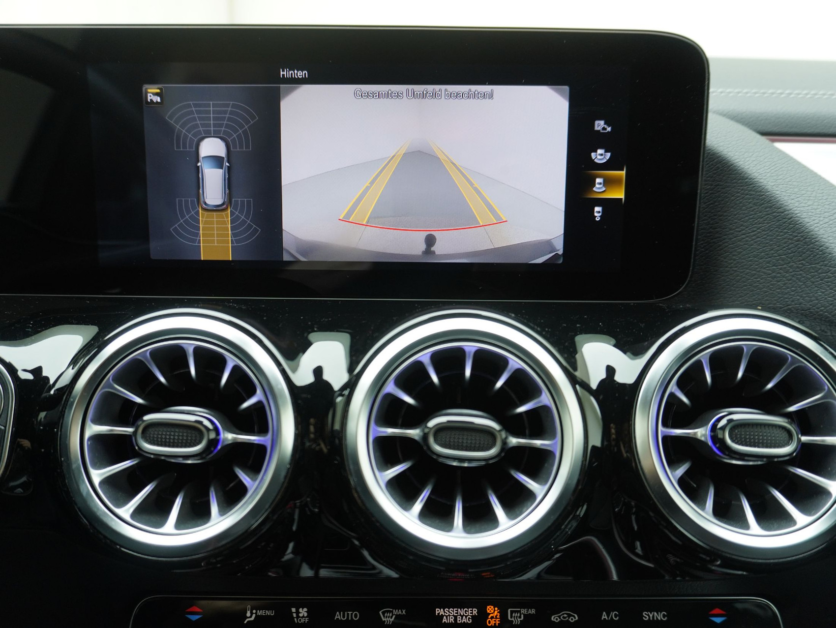 MERCEDES-BENZ B-Klasse B 250 AMG Line 4matic