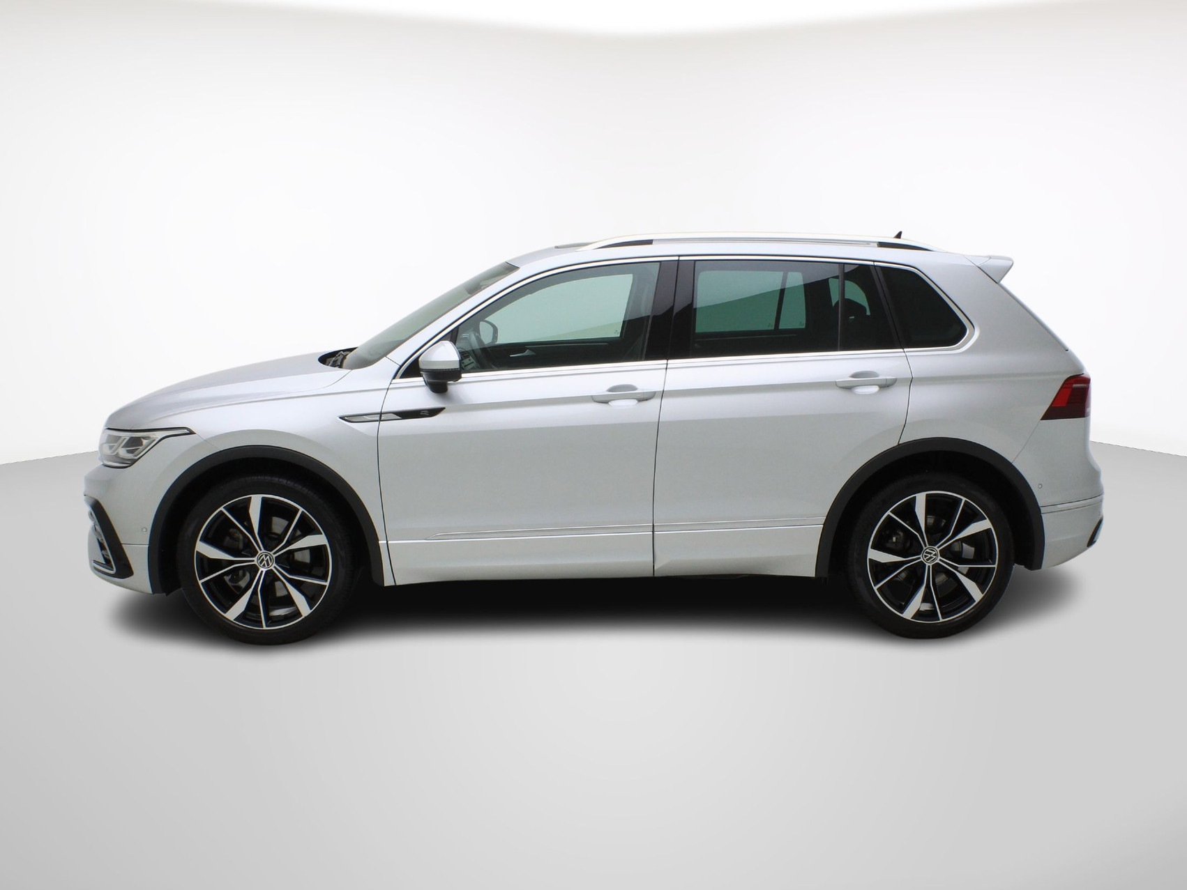 VW Tiguan 2.0 TSI DSG R-Line 4Motion
