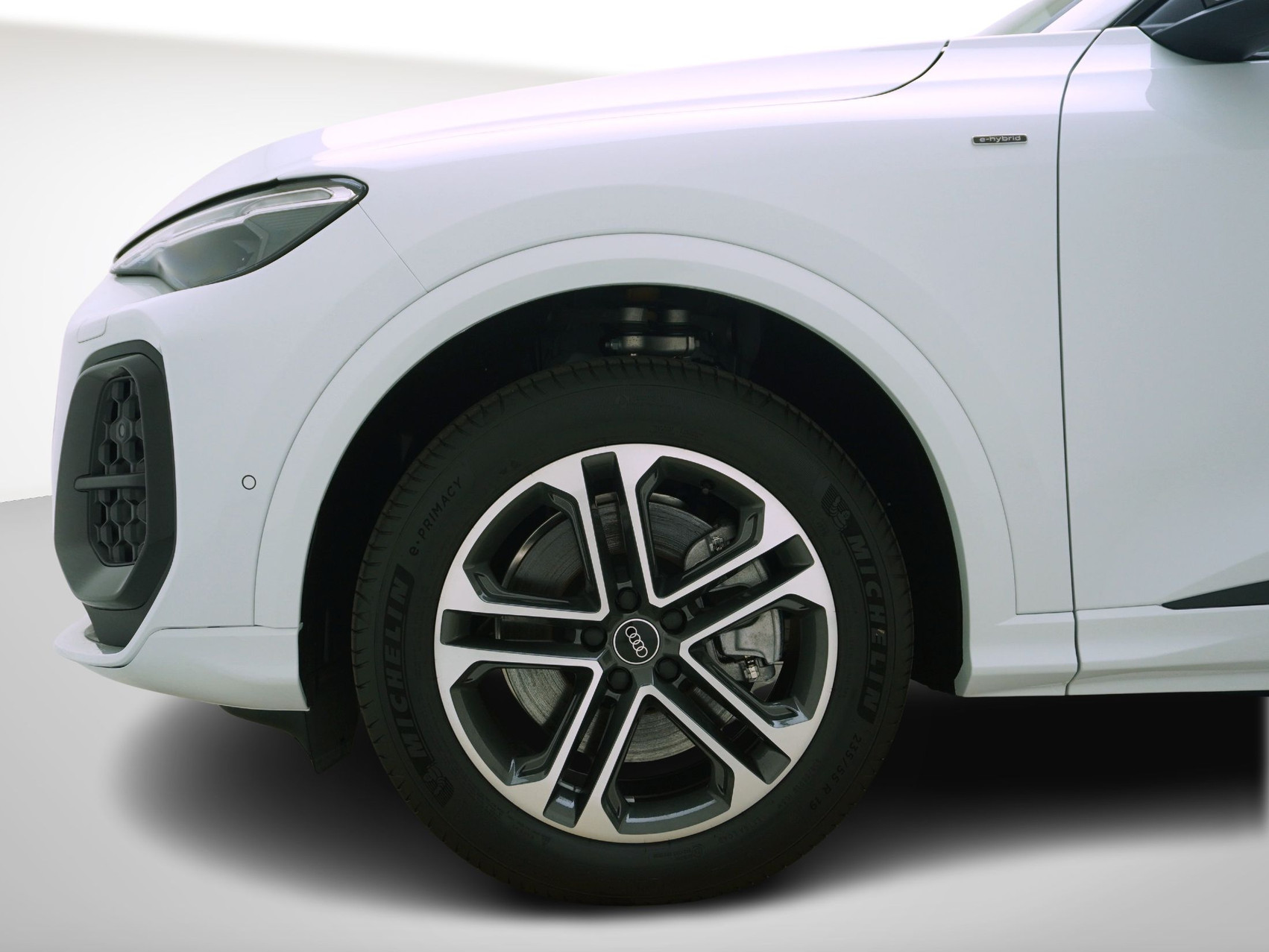 AUDI Q5 SUV 2.0 e-hybrid quattro S-lineTronic