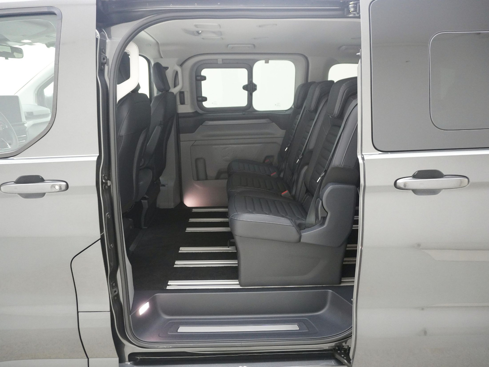 FORD E-TOURNEO Custom L2 Titanium X