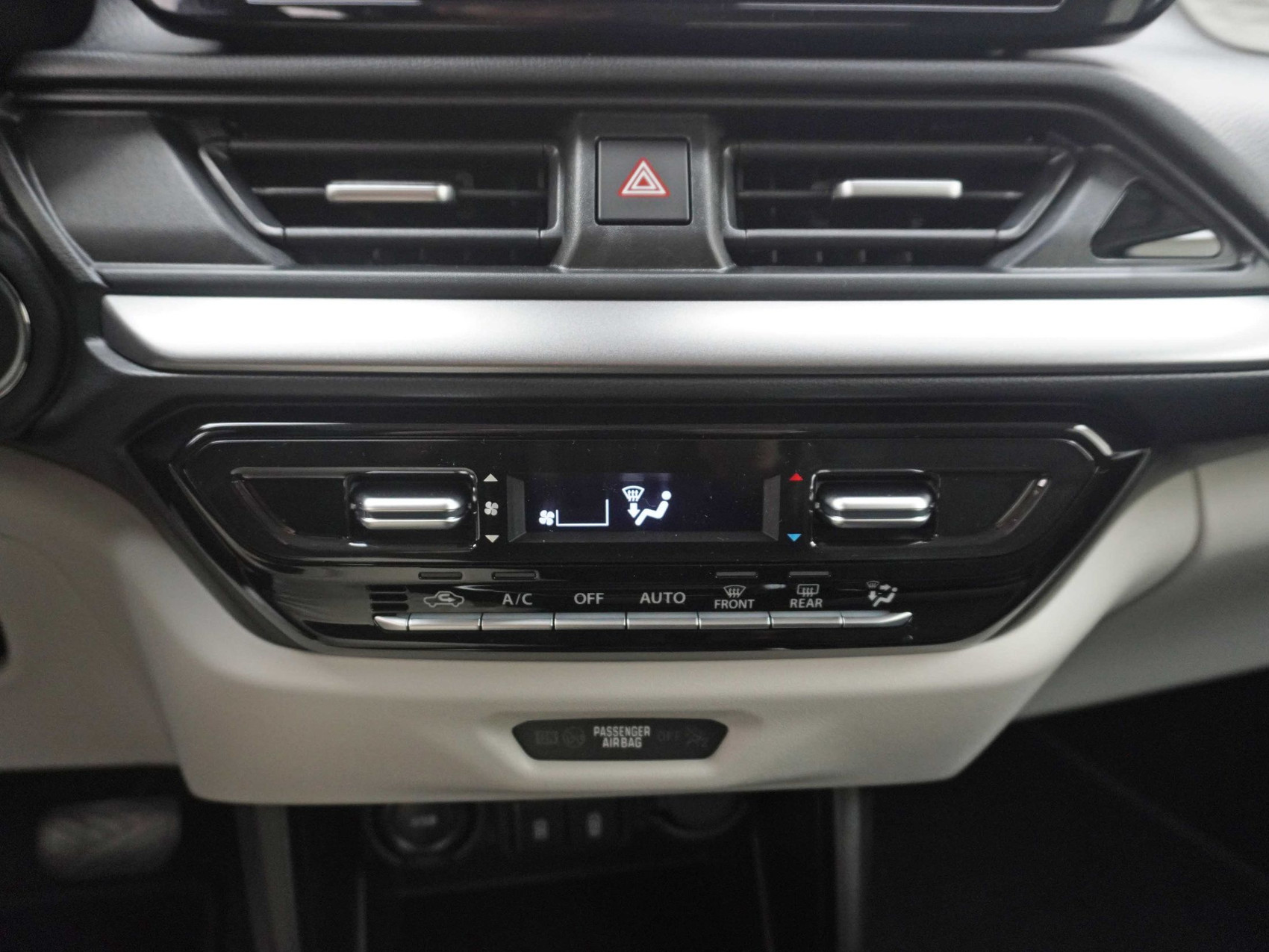 SUZUKI Swift 1.2 Compact Top Hybrid