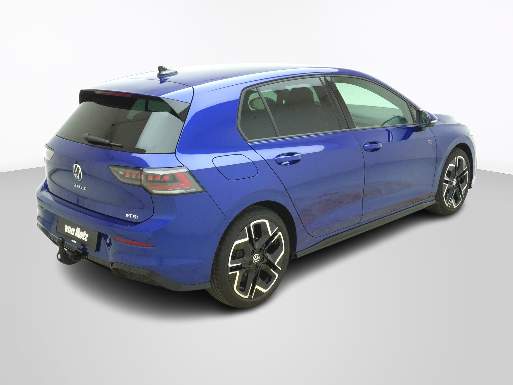 VW Golf VIII 1.5 eTSI R-Line DSG