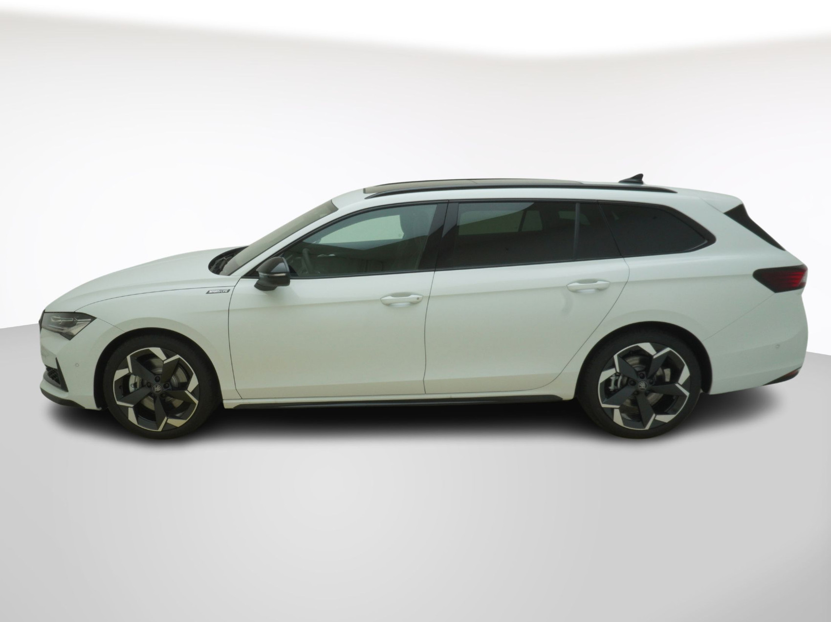 SKODA Superb 2.0 TDI Sportline 4×4 DSG