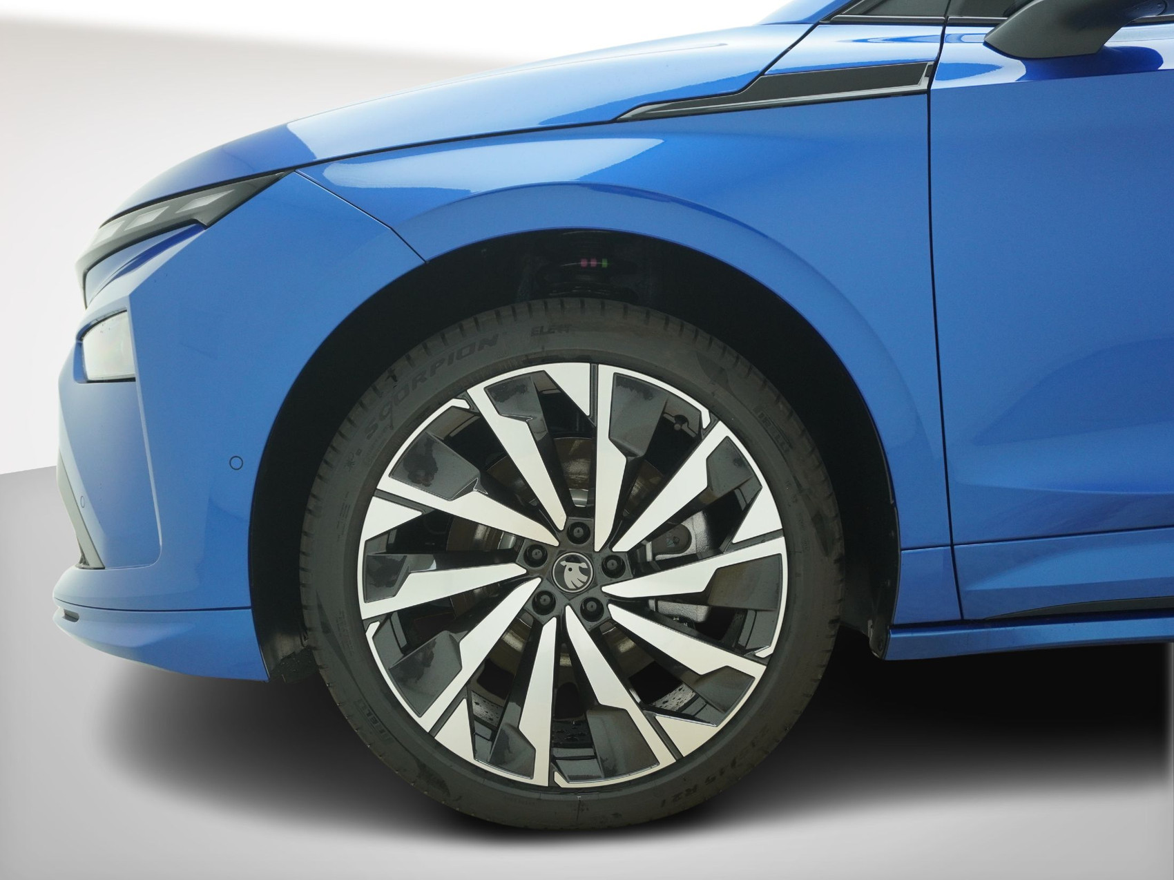 SKODA Enyaq iV 85x SportLine MAXX