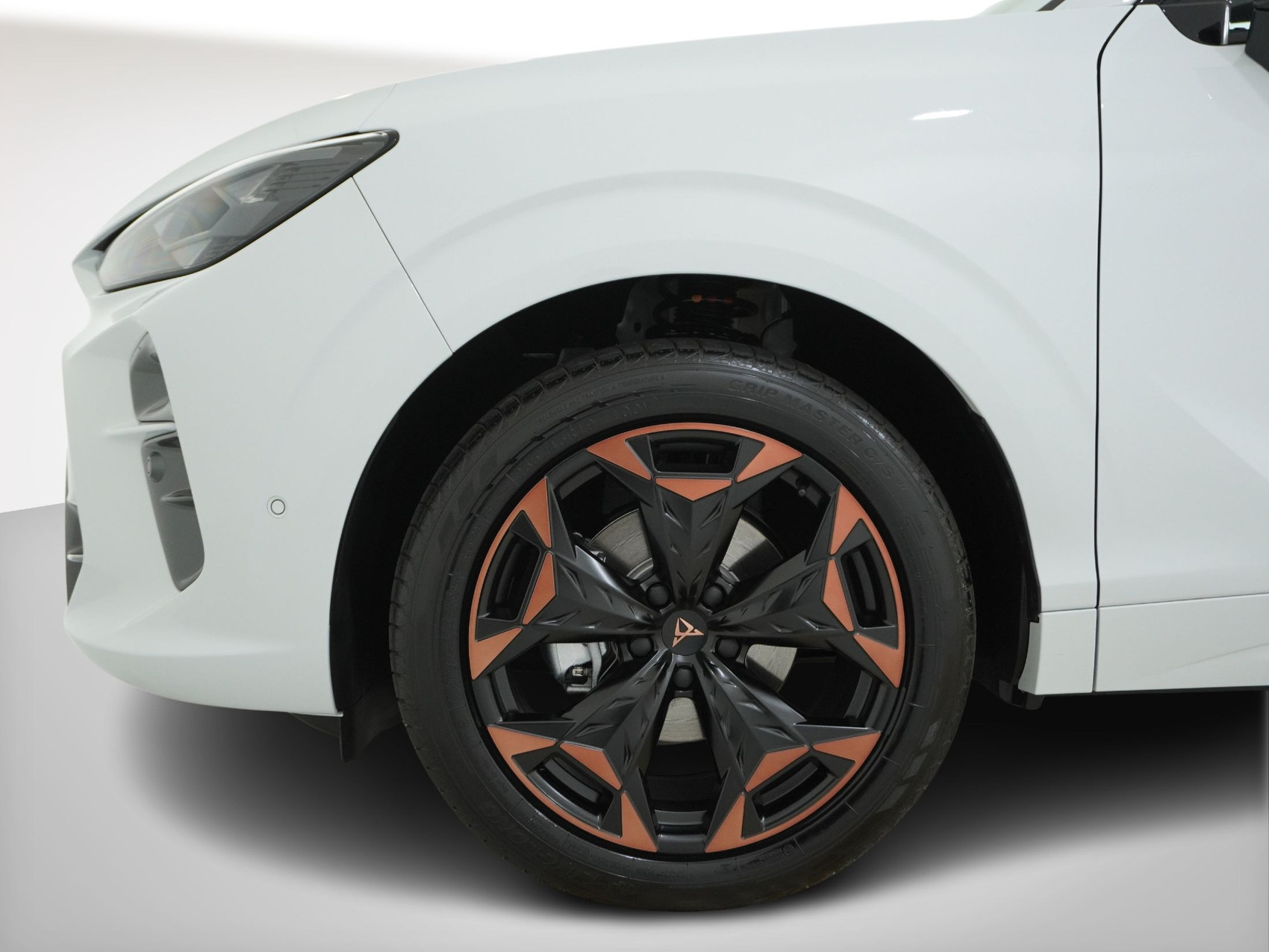 CUPRA Terramar 1.5 eTSI DSG