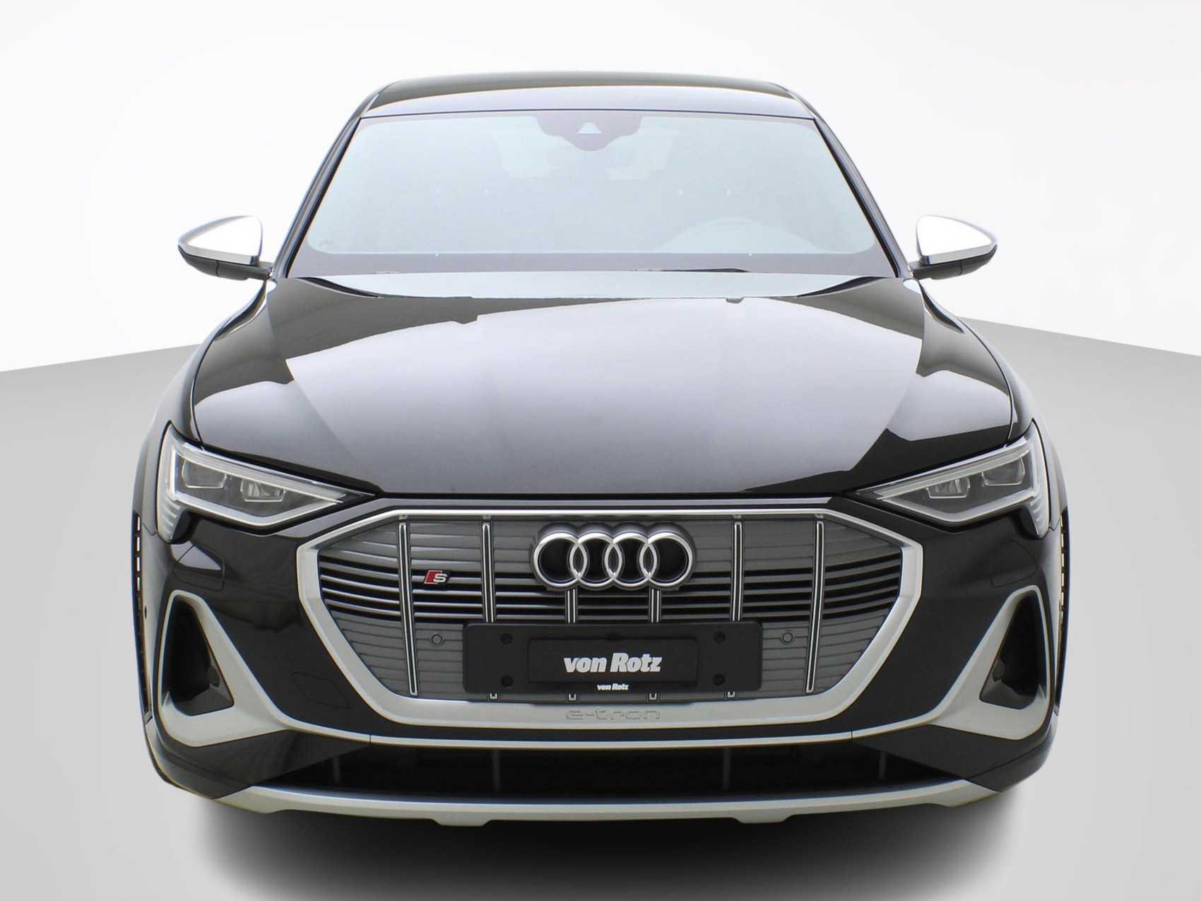 AUDI e-tron S quattro